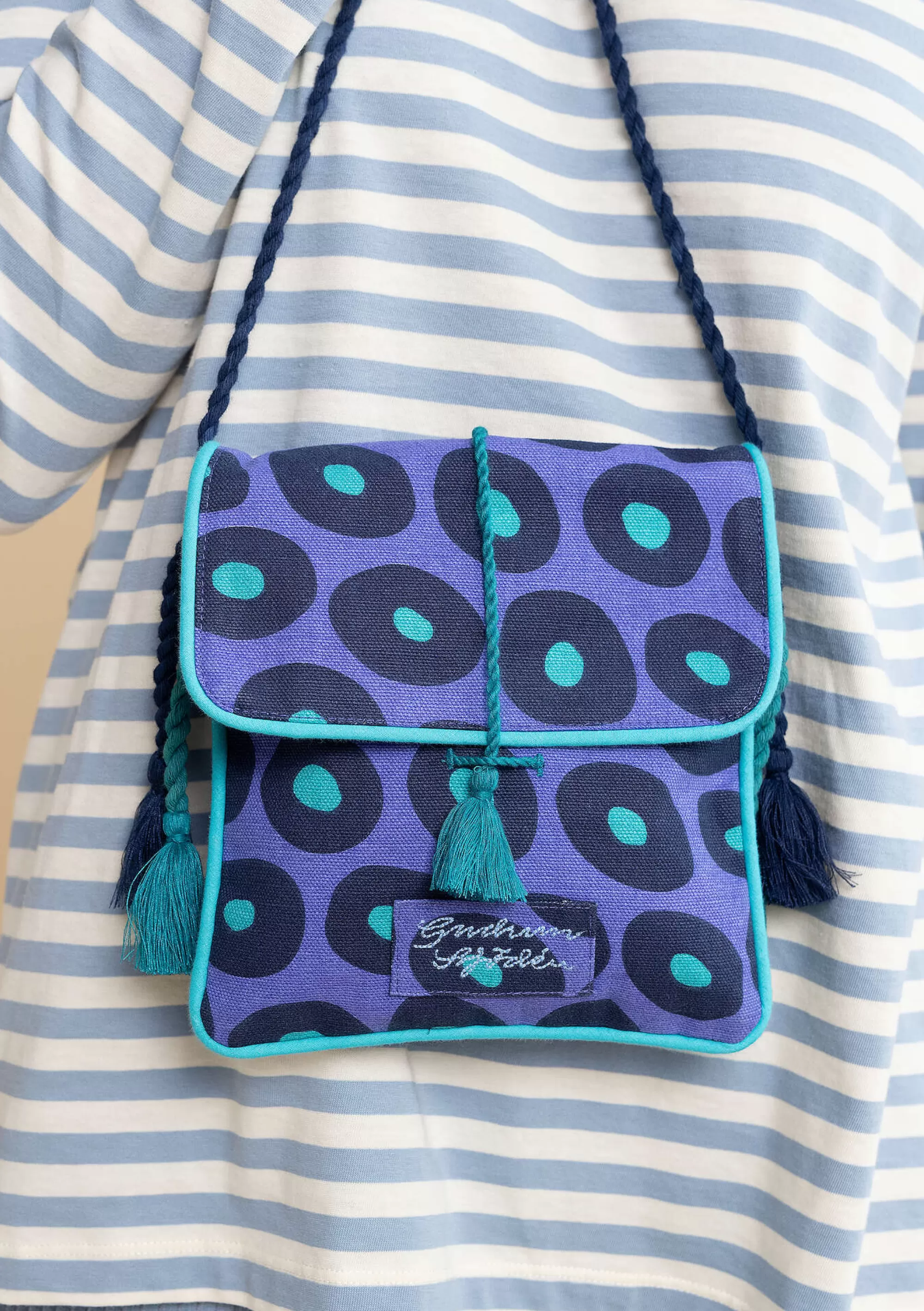 Taschen | Lagenlook^Gudrun Sjödén Schultertasche Billie Aus Bio-Baumwolle himmelblau